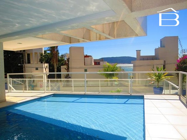 461A - Apartamento com vista mar. Praia da Lagoinha Bombinha