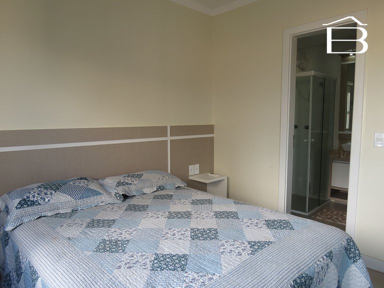 003 - Apartamento confortável com 3 quartos em Bombinhas!