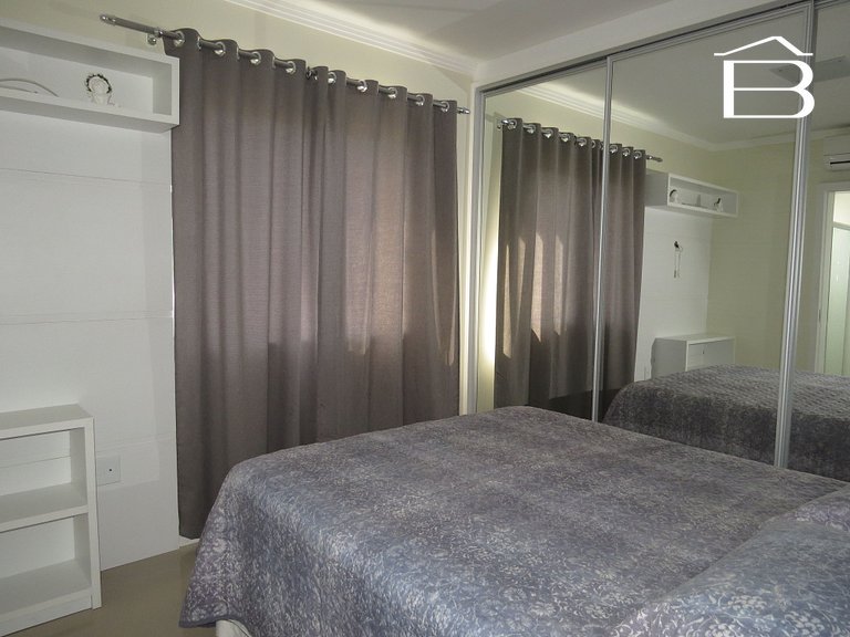 003 - Apartamento confortável com 3 quartos em Bombinhas!
