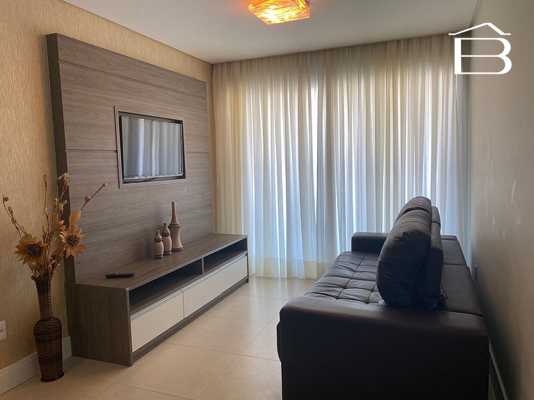233 - Apartamento Frente Avenida em Bombinhas