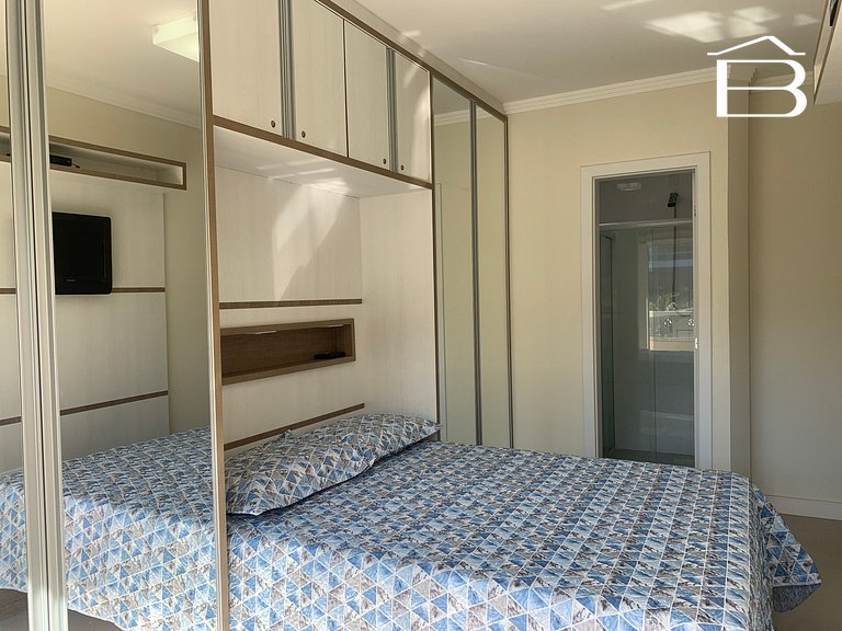 125 - Apartamento para 5 hóspedes em Bombinhas