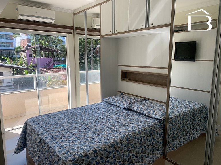 125 - Apartamento para 5 hóspedes em Bombinhas