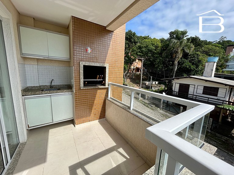 003 - Apartamento confortável com 3 quartos em Bombinhas!