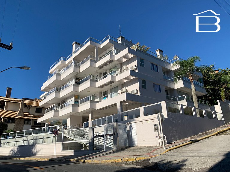 461A - Apartamento com vista mar. Praia da Lagoinha Bombinha