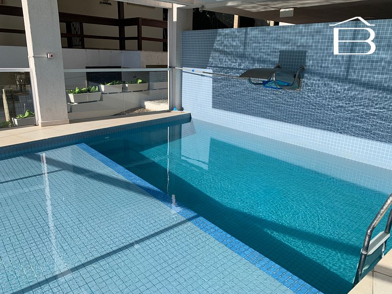 461A - Apartamento com vista mar. Praia da Lagoinha Bombinha