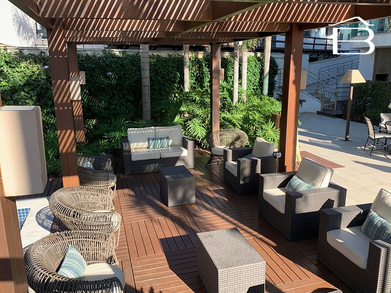 127C - Apartamento para 6 pessoas frente mar praia de Bombas