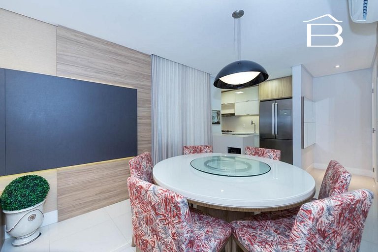 127C - Apartamento para 6 pessoas frente mar praia de Bombas