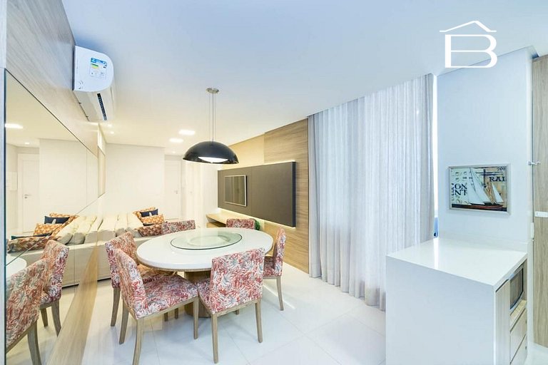 127C - Apartamento para 6 pessoas frente mar praia de Bombas