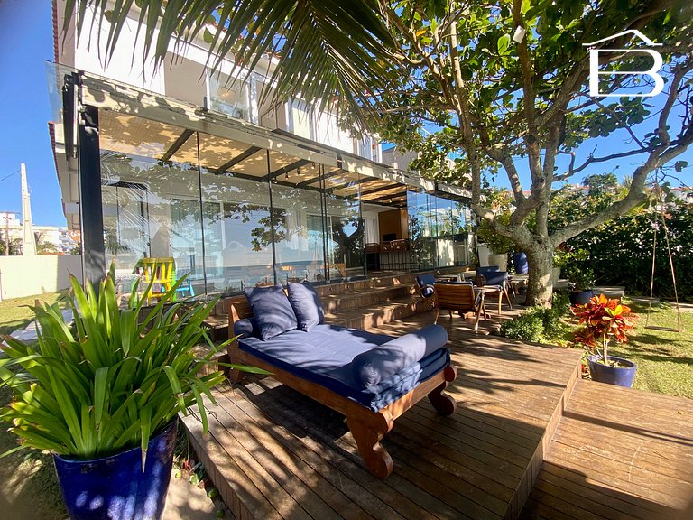 415 - Casa pé na areia para 13 pessoas no centro de Bombinha