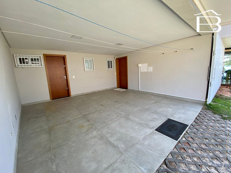 415 - Casa pé na areia para 13 pessoas no centro de Bombinha
