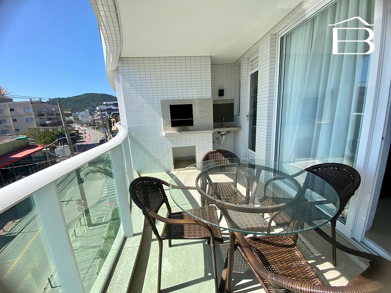 233 - Apartamento Frente Avenida em Bombinhas