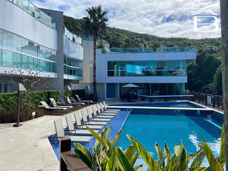 127C - Apartamento para 6 pessoas frente mar praia de Bombas