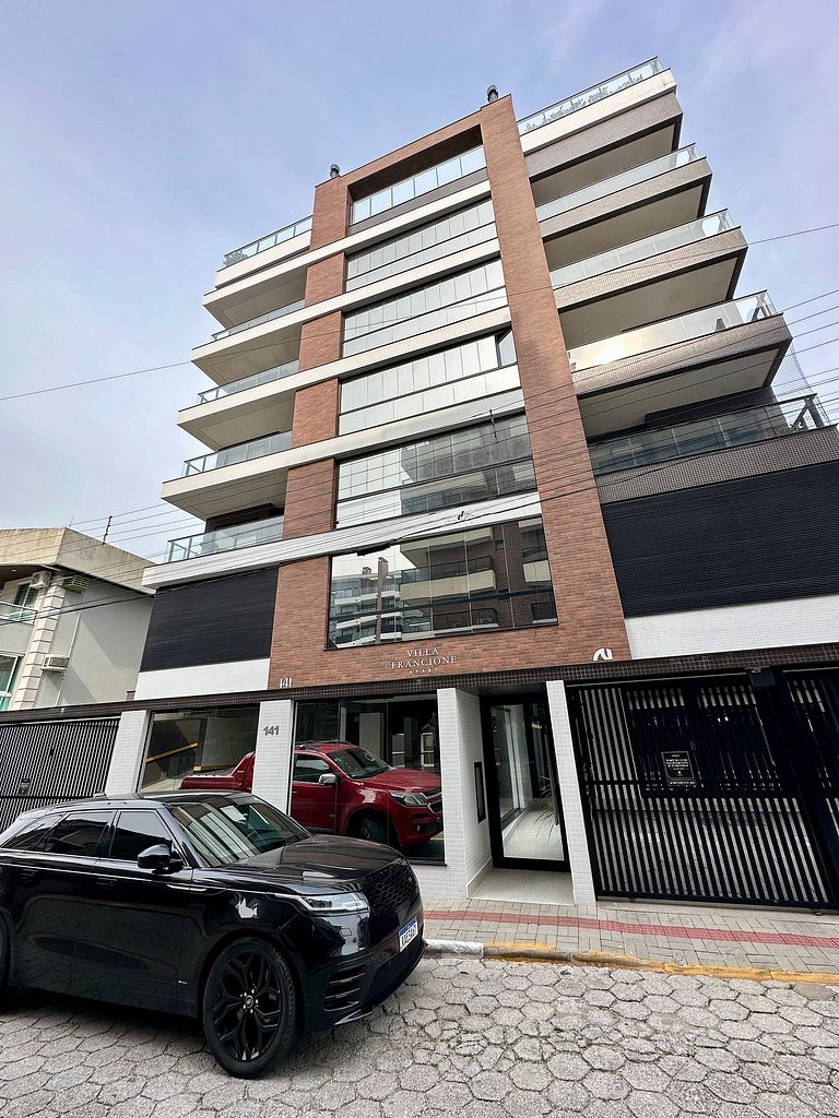 085 - Flat para 4 pessoas com piscina em Bombas