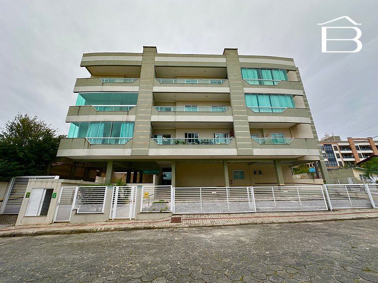 064 - Apartamento 7 pessoas praia de Bombinhas
