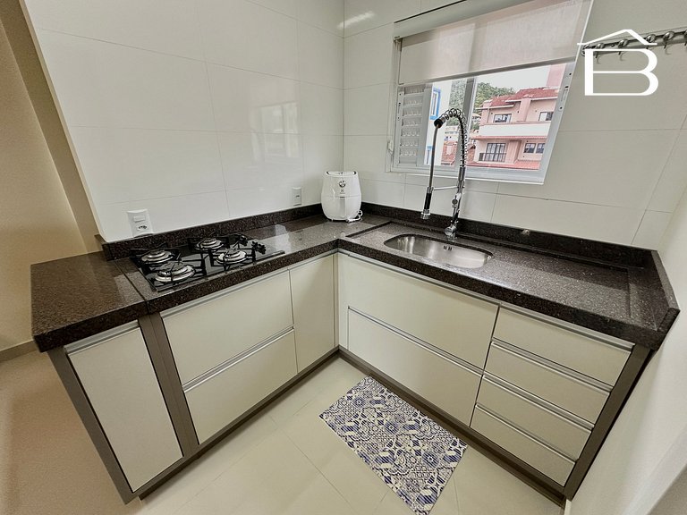 064 - Apartamento 7 pessoas praia de Bombinhas