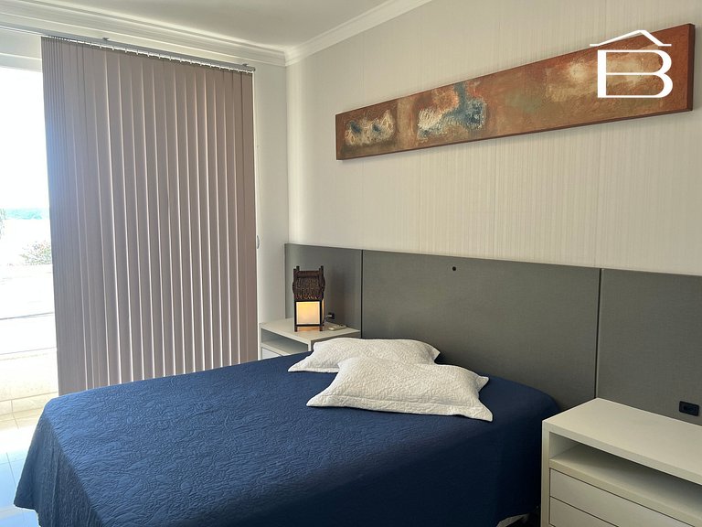 461A - Apartamento com vista mar. Praia da Lagoinha Bombinha