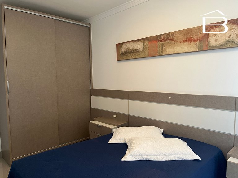 461A - Apartamento com vista mar. Praia da Lagoinha Bombinha
