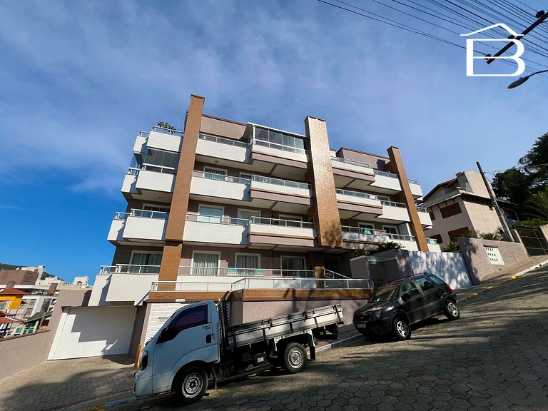 130 - Apartamento com vaga dupla e 2 quartos Praia di Capri