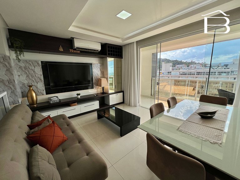 133 - Jacuzzi Privativa e vista mar em Bombinhas