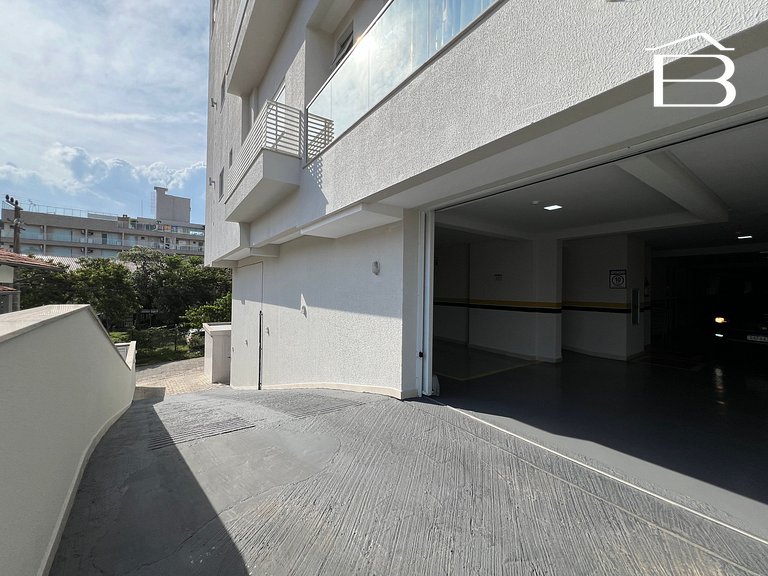133 - Jacuzzi Privativa e vista mar em Bombinhas