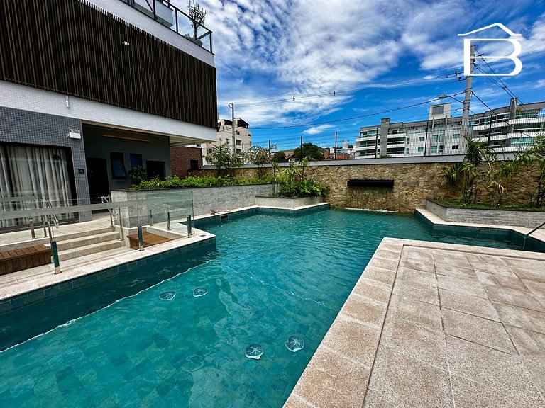 037 - Apartamento para 6 pessoas com piscina