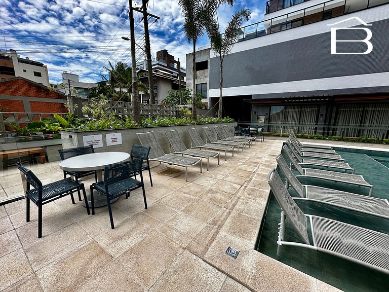 037 - Apartamento para 6 pessoas com piscina