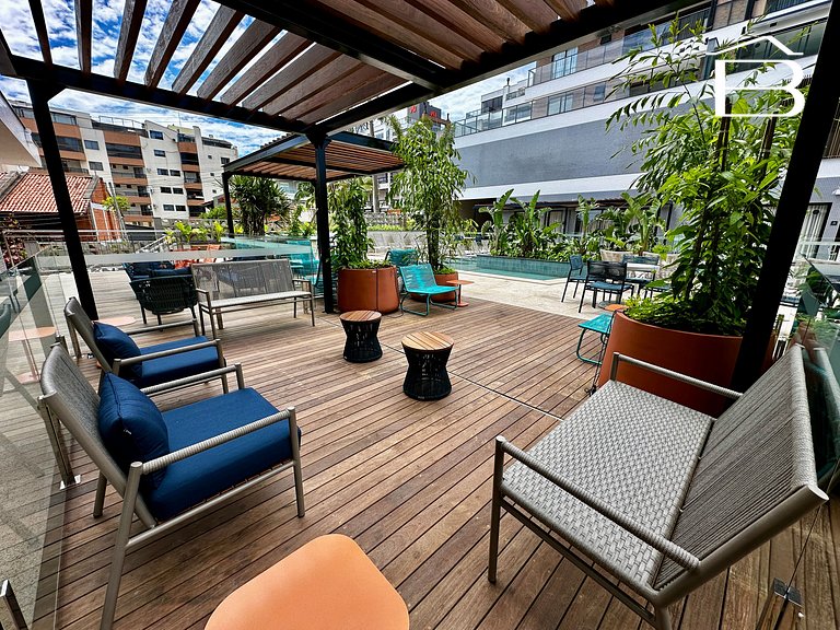 037 - Apartamento para 6 pessoas com piscina