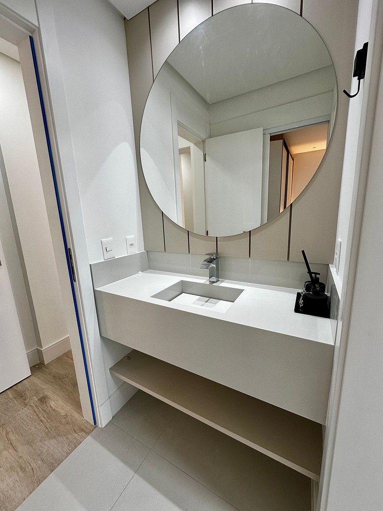 037 - Apartamento para 6 pessoas com piscina