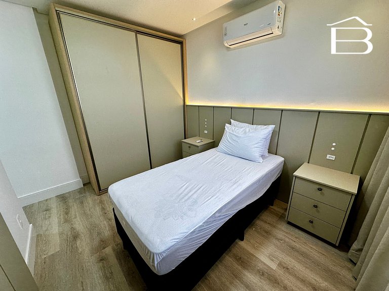 037 - Apartamento para 6 pessoas com piscina