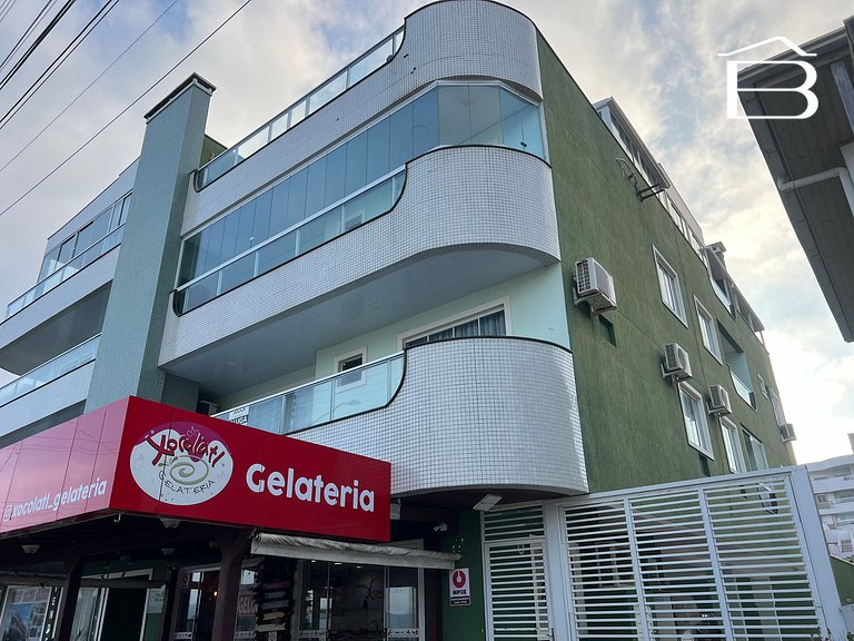 076 - Apartamento próximo a praia de 4 ilhas