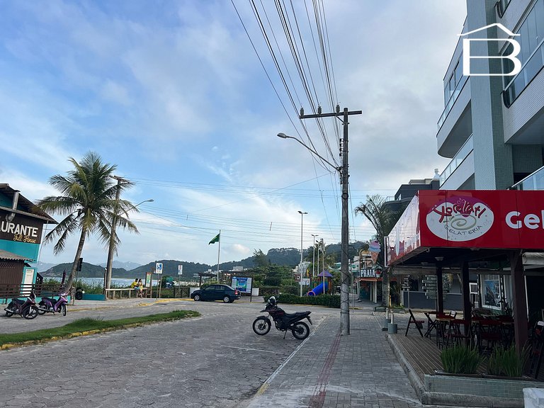 076 - Apartamento próximo a praia de 4 ilhas