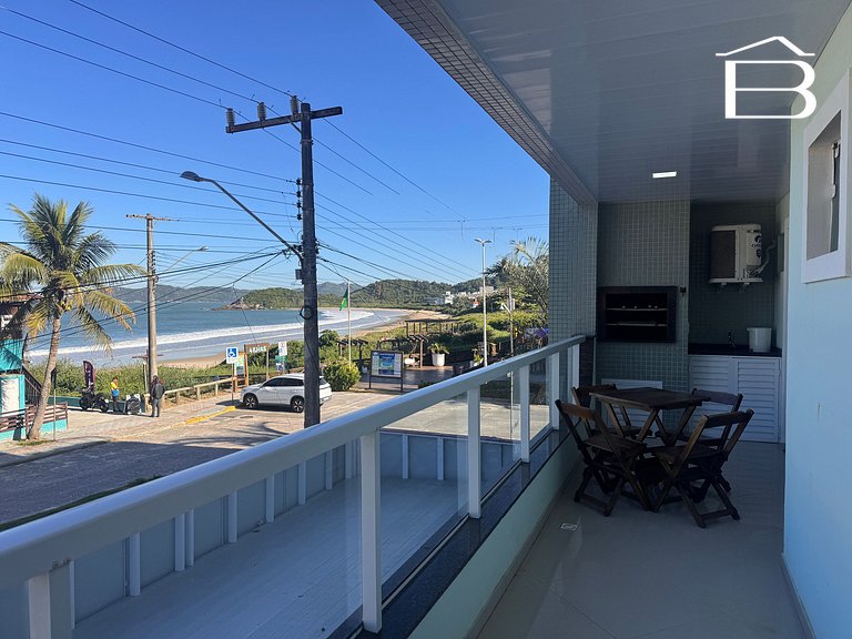 076 - Apartamento próximo a praia de 4 ilhas