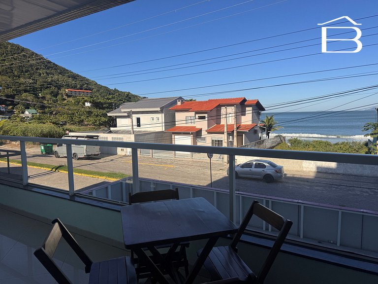 076 - Apartamento próximo a praia de 4 ilhas