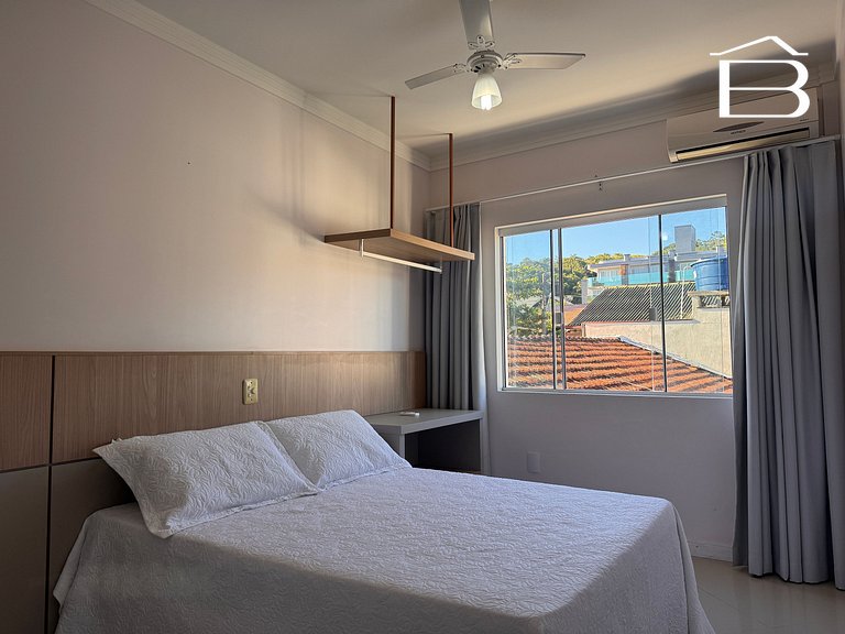 076 - Apartamento próximo a praia de 4 ilhas