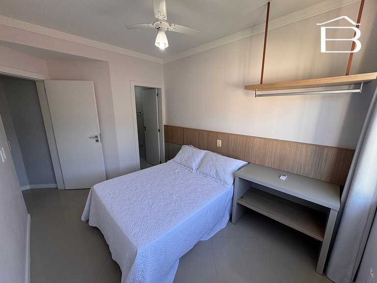 076 - Apartamento próximo a praia de 4 ilhas
