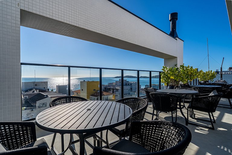 Villa Francione 501 – Loft de Alto Padrão com Piscina no Roo