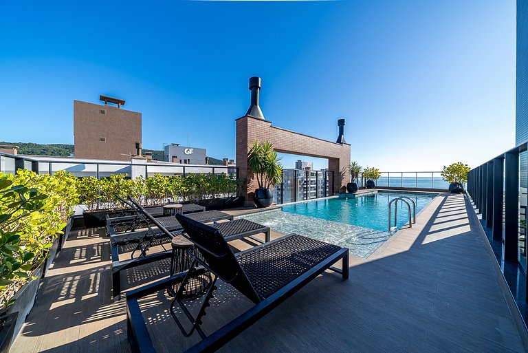 Villa Francione 501 – Loft de Alto Padrão com Piscina no Roo