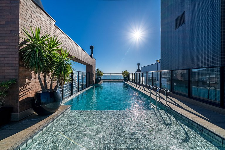 Villa Francione 501 – Loft de Alto Padrão com Piscina no Roo