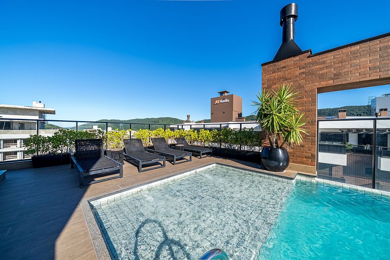 Villa Francione 501 – Loft de Alto Nivel con Piscina en el R