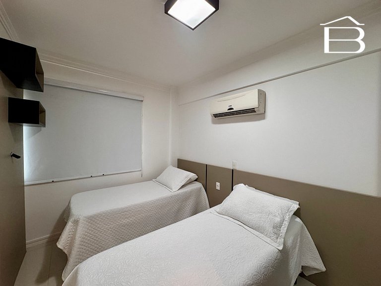 078A - Apartamento 2 quartos em 4 Ilhas Bombinhas