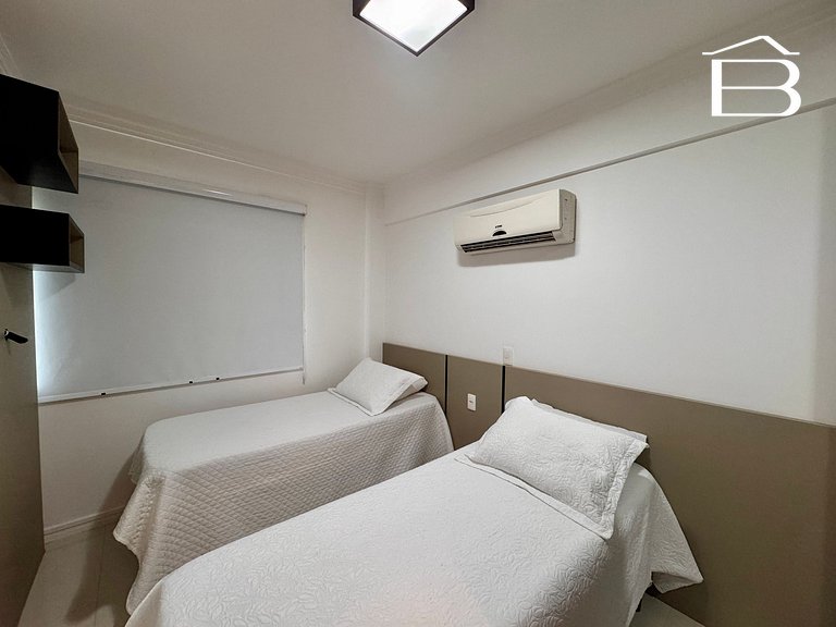 078A - Apartamento 2 quartos em 4 Ilhas Bombinhas