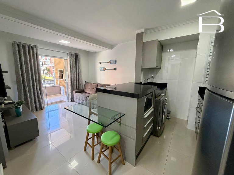 130 - Apartamento com vaga dupla e 2 quartos Praia di Capri