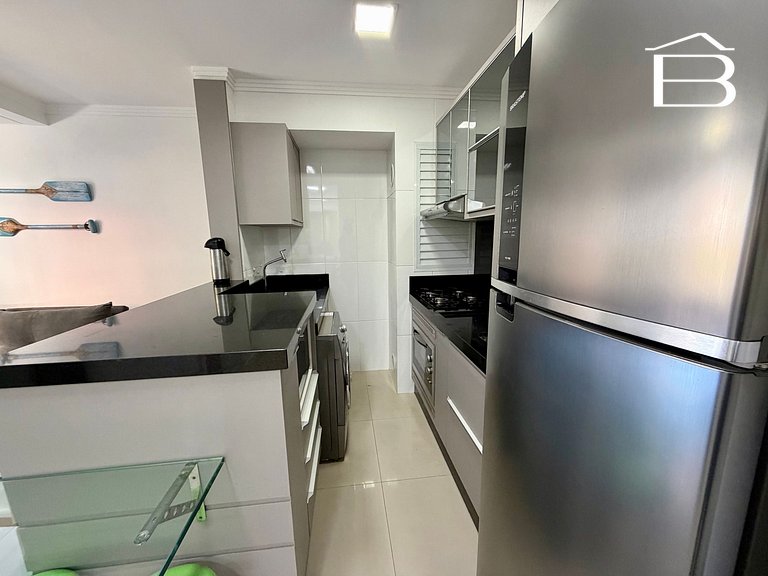 130 - Apartamento com vaga dupla e 2 quartos Praia di Capri