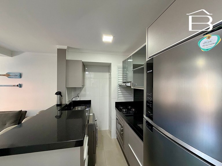 130 - Apartamento com vaga dupla e 2 quartos Praia di Capri