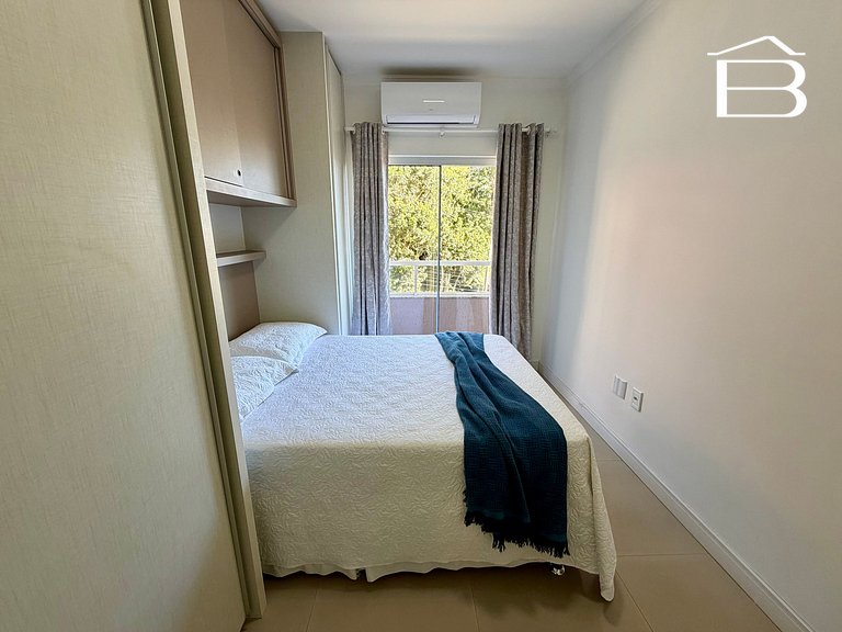 130 - Apartamento com vaga dupla e 2 quartos Praia di Capri