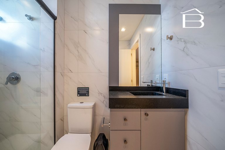 Leme 208 – Apartamento novíssimo a poucos metros do mar em B