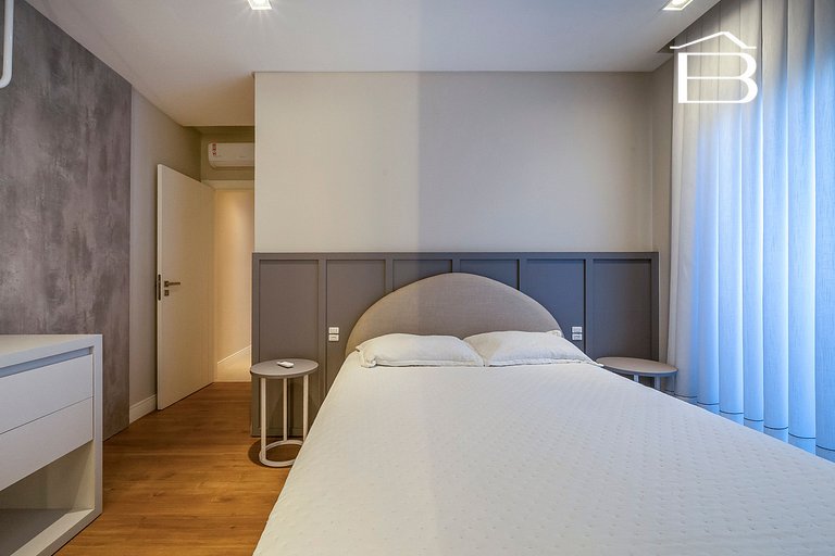 Leme 208 – Apartamento novíssimo a poucos metros do mar em B