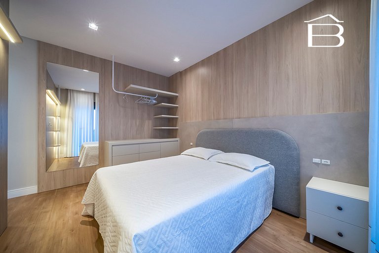 Leme 208 – Apartamento novíssimo a poucos metros do mar em B