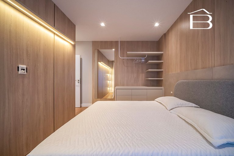 Leme 208 – Apartamento novíssimo a poucos metros do mar em B