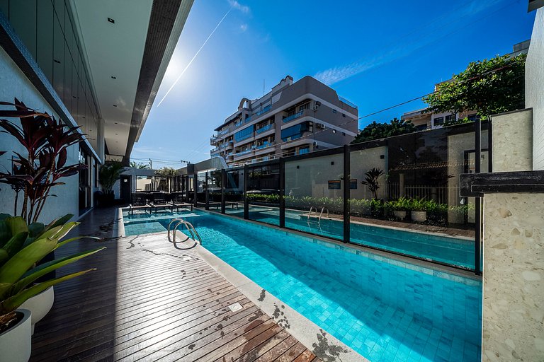 Leme 208 - Novíssimo Apartamento a Metros do Mar em Bombas